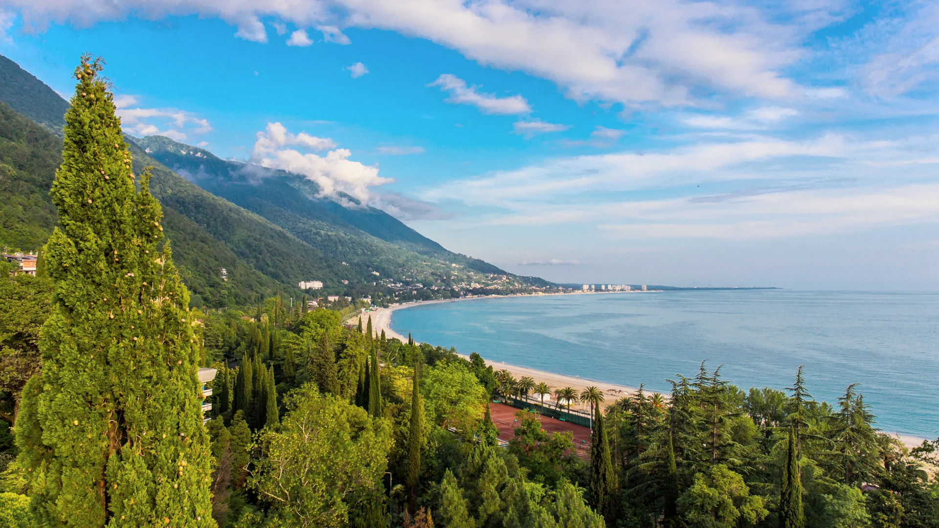 Абхазия: море, водопады и озёра – главный кадр